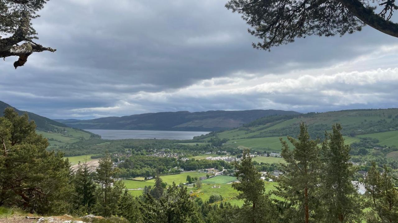 Hideaway Pod Near Loch Ness For A Tranquil Retreat Leilighet Lewiston Eksteriør bilde
