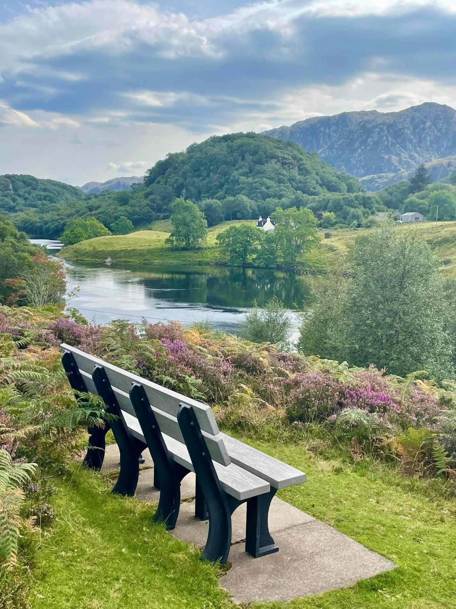 Hideaway Pod Near Loch Ness For A Tranquil Retreat Leilighet Lewiston Eksteriør bilde